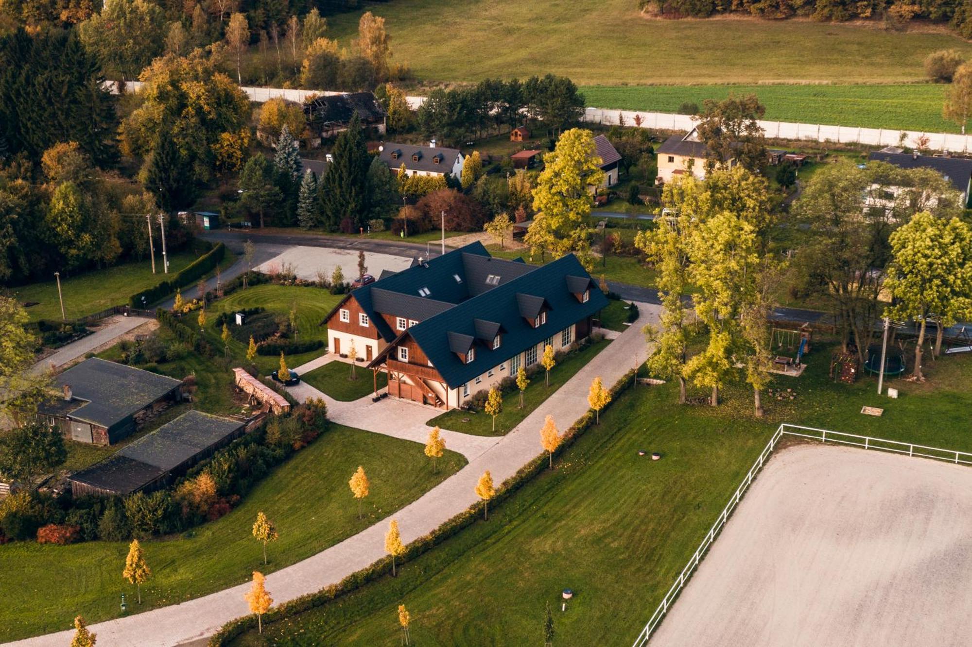 Apartmany Nad Stajemi - Jitravsky Dvorec Rynoltice Exterior photo